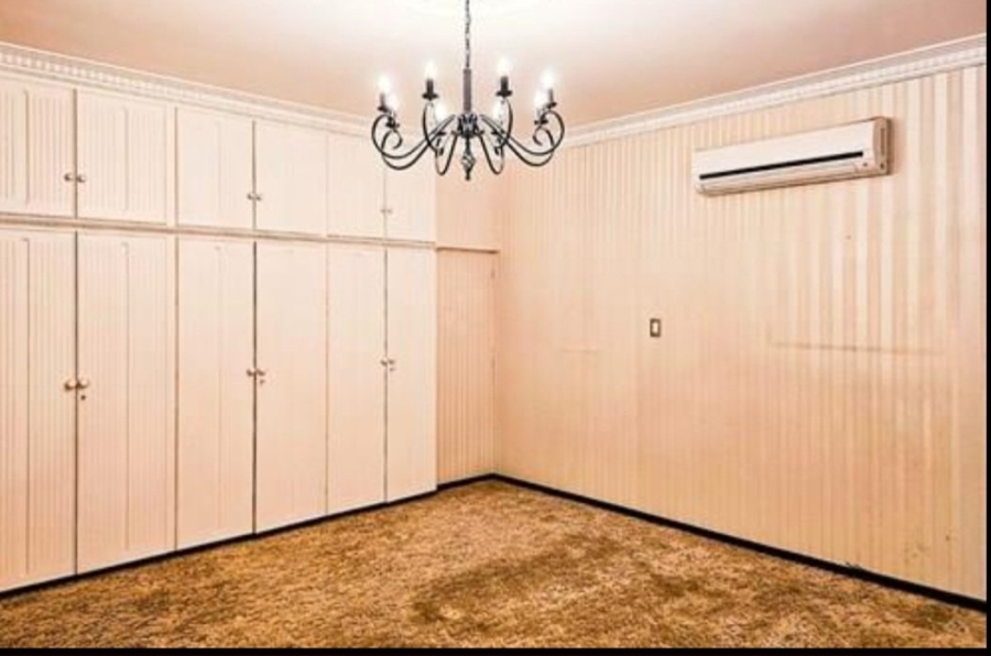5 Bedroom Property for Sale in Dan Pienaar Free State